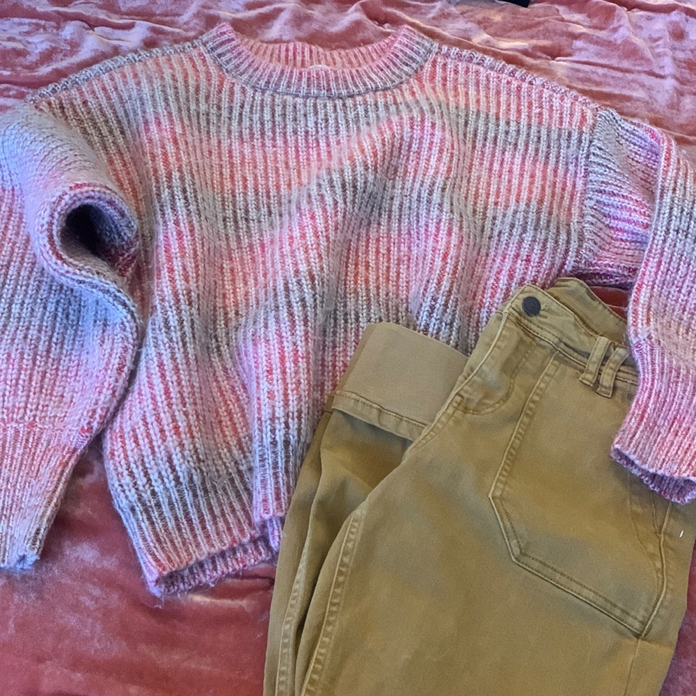 🎀Women’s crop sweater🎀